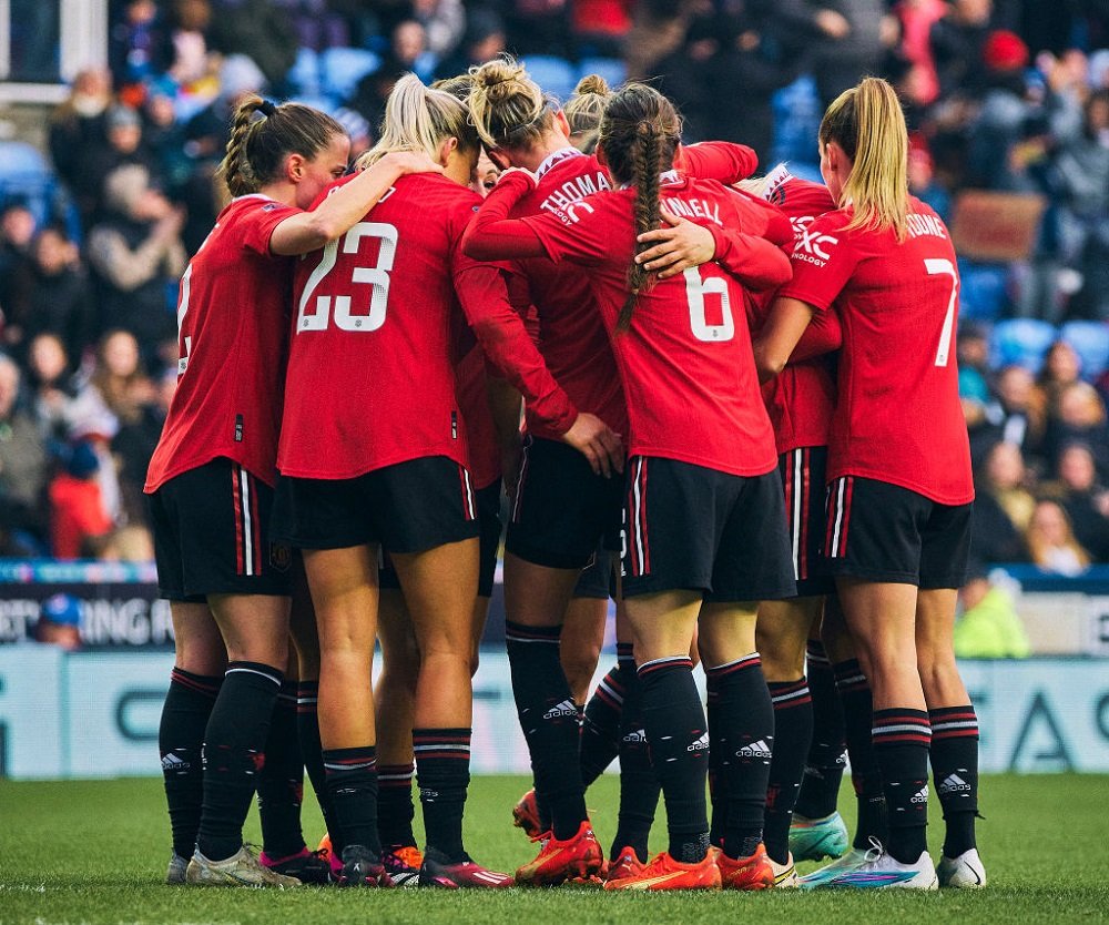 Manchester United Women Go Top Of WSL