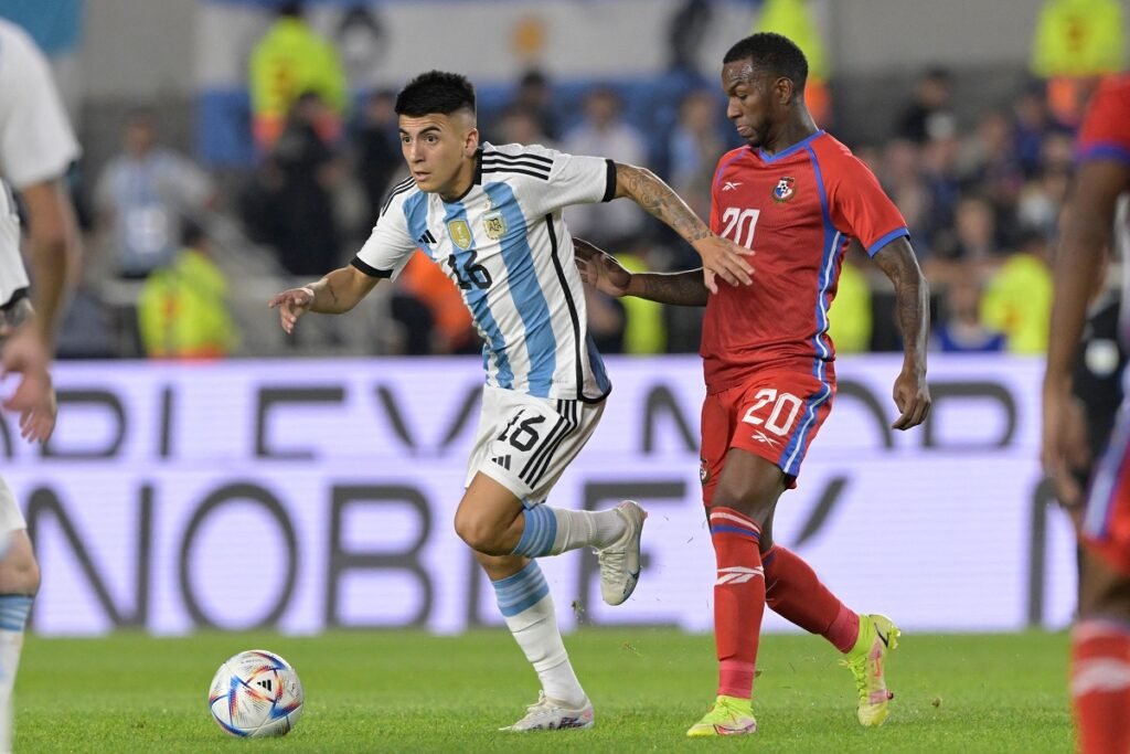 Thiago Almada is a transfer target for Manchester United