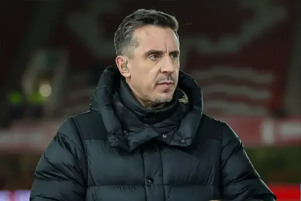 “I’m Worried” – Gary Neville Not Happy As United Make Key Decision On 2 United Players
