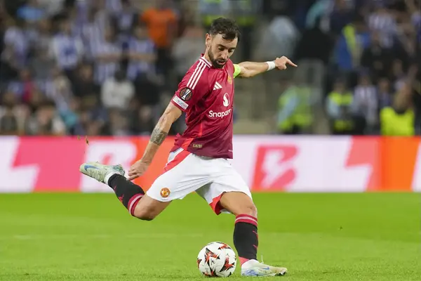 Fernandes Drops Hint As To Who He Would Like To See As United’s Next Manager But He Could Be City Bound
