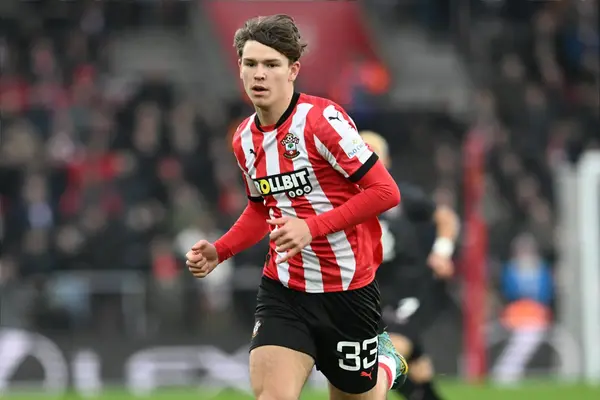 ‘Excuse Me? ‘That Is Too Much Money’ ‘£30M Max’ Fans Shocked By Man Utd Transfer Target’s Price Tag