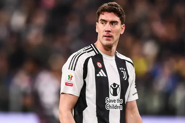 Man United Named As ‘The Club To Watch’ In Battle To Sign £313K A Week Striker This Summer