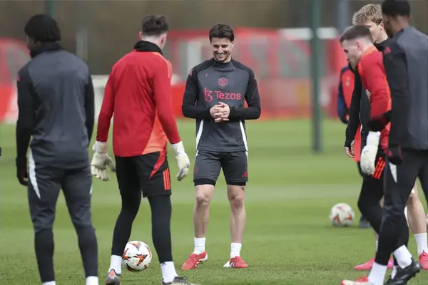 ‘Great News!’ ‘Glad To See Him Back’ Fans React As Manchester United Star Returns After 3 Months Out