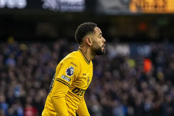 ‘Would Be Perfect’ ‘100% Worth That Price’ Fans React As Man Utd Consider Triggering Striker’s Buyout Clause