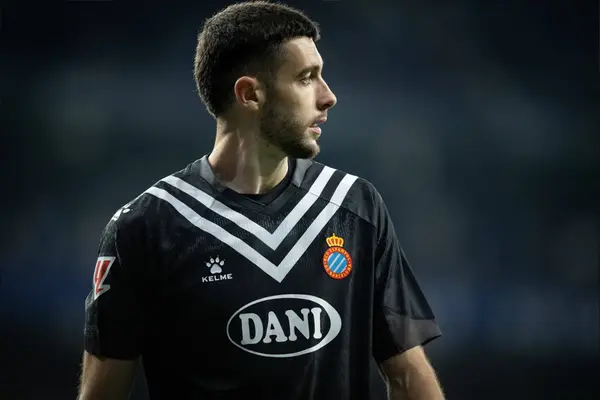 Man United Target Onana Replacement As They Make ‘Offer’ For £21M Keeper Who Arsenal Tried To Sign Last Year
