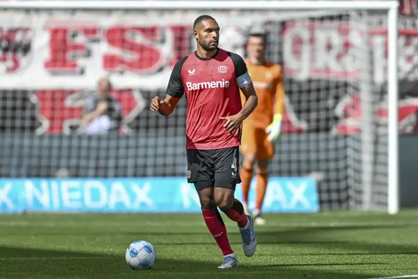 Sky Claim Man United Are ‘Actively’ Pursuing Player Arne Slot Has Described As “The Best Defender In Germany”