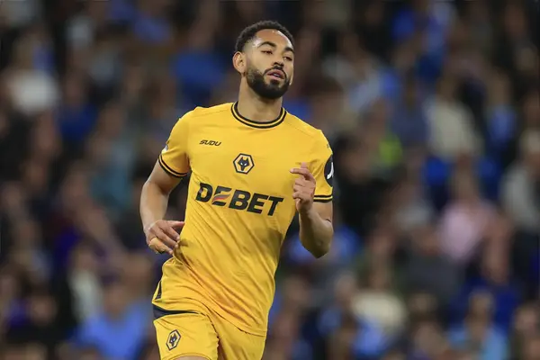 Man United Have Offered Salary That Is “£80K More” Than PL Rival As Battle Heats Up For 17 Goal Forward