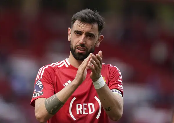 ‘£250M Or Nothing’ ‘They Can Have Him. Show Us The Money!’ Fans React As Saudi Club Target Key Man United Star