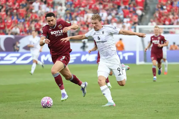 EXCLUSIVE: Man United Told £72m Player Is “Looking Really Good” And Could Be A Star For Amorim This Year