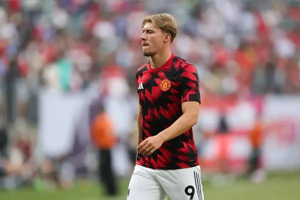 Fabrizio Romano Claims Man United Have Issued £9.6M Transfer Demand