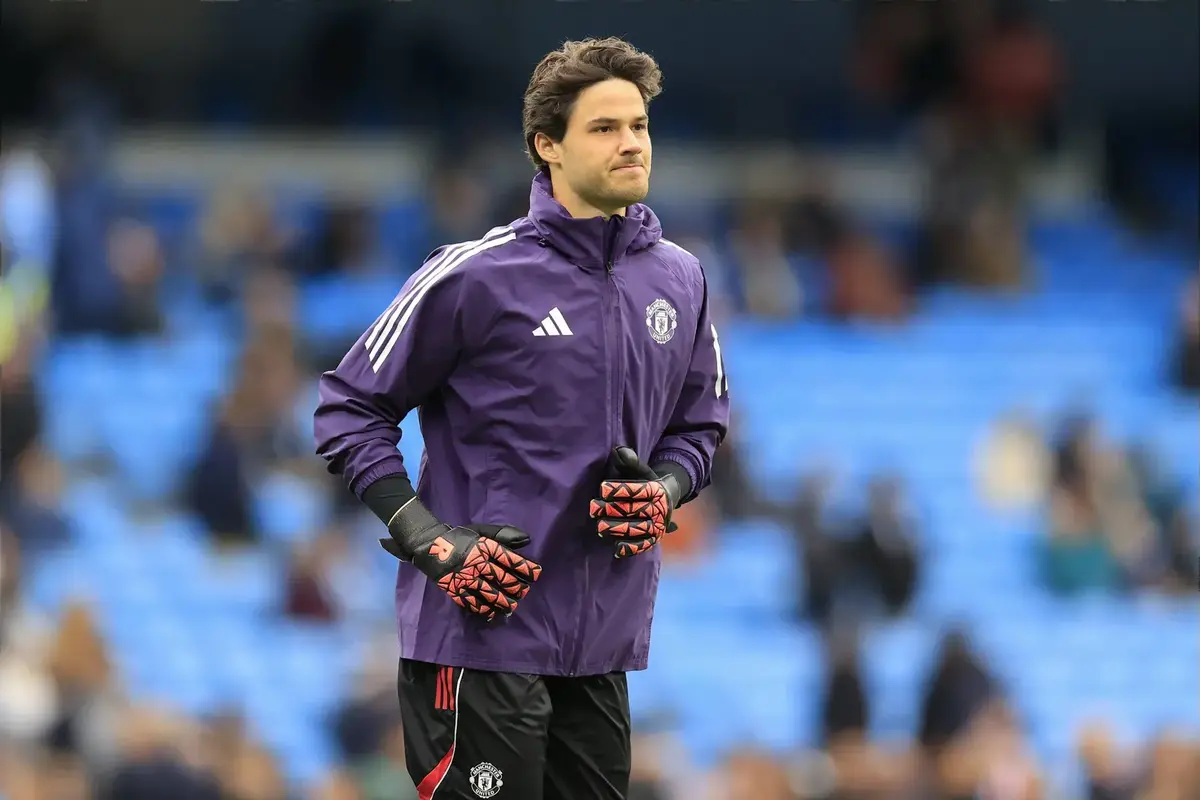 Senne Lammens And Ayden Heaven To Start; Luke Shaw Dropped: Man United Predicted Lineup Vs Chelsea