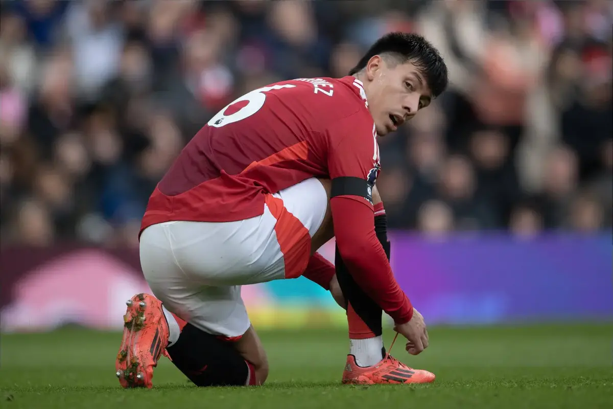 ‘Terrific News’ ‘We Need Him’ Fans React As Man United Star Is Tipped For Shock Early Comeback