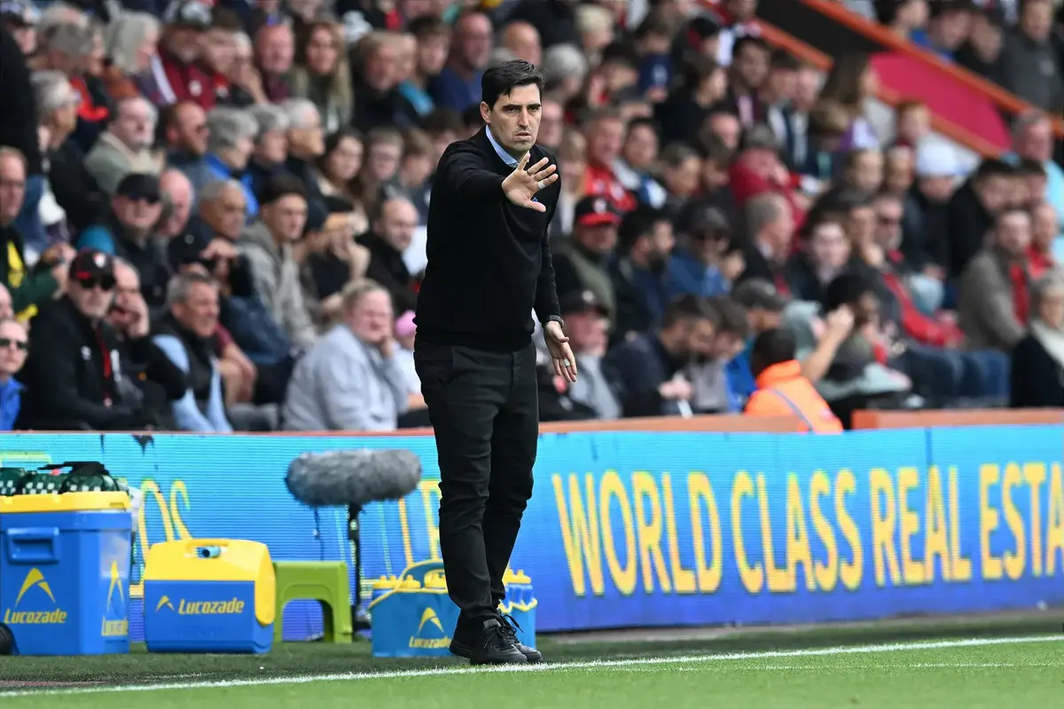 Man United Backed To Hire “Proper Coach” To Replace Amorim Whose Win Ratio Is Just 39%