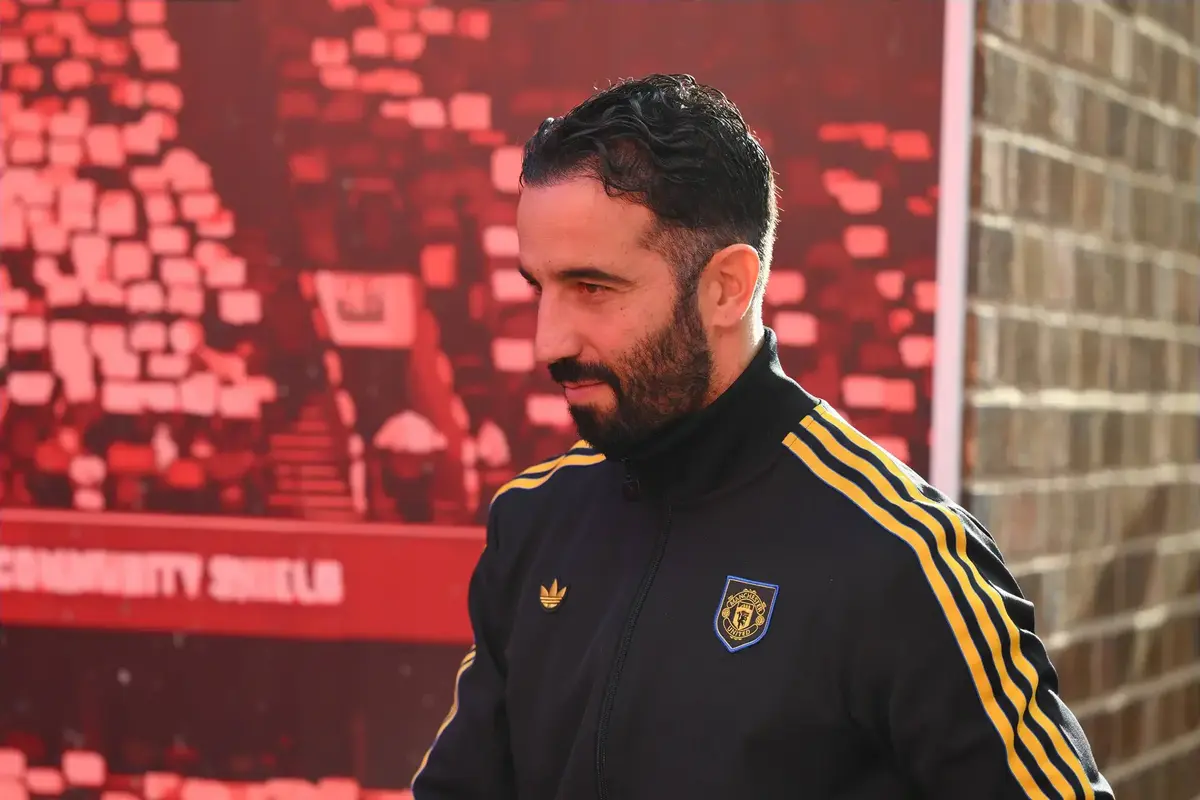Ruben Amorim Makes Frank Admission About Man Utd Signing Senne Lammens
