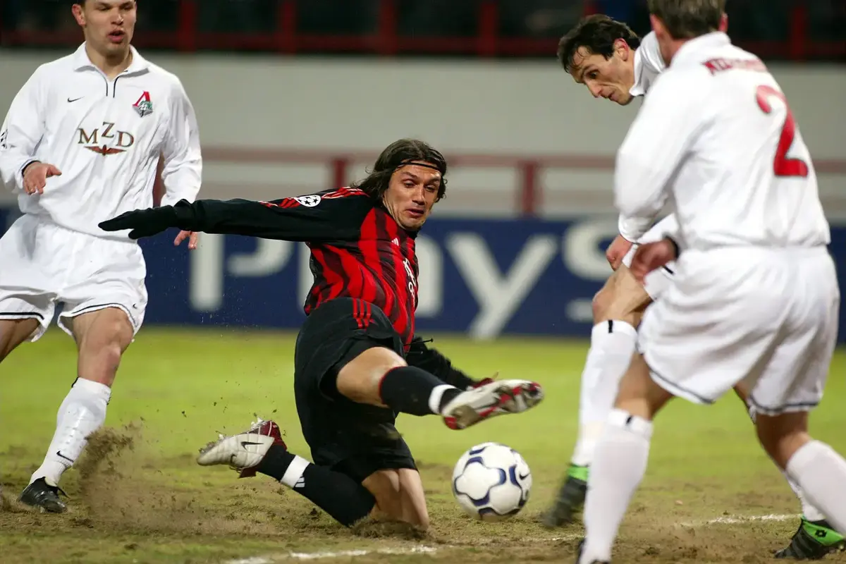 Legendary Paolo Maldini ‘Heir’ Considering Winter Move To Manchester United