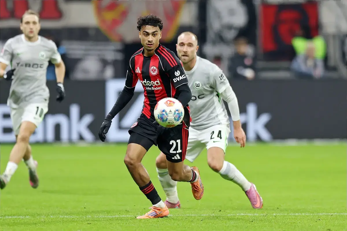 Nathaniel Brown’s January Transfer Stance Confirmed As Man Utd And Arsenal Vie For £57M Rated Fullback