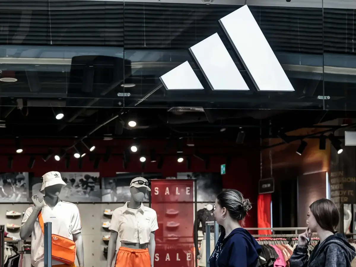 ‘Just Pathetic And Boring’ ‘I Miss Nike. Why Are Adidas So Lazy?’ Man Utd Fans React To Leaked 2026/27 Home Kit Design