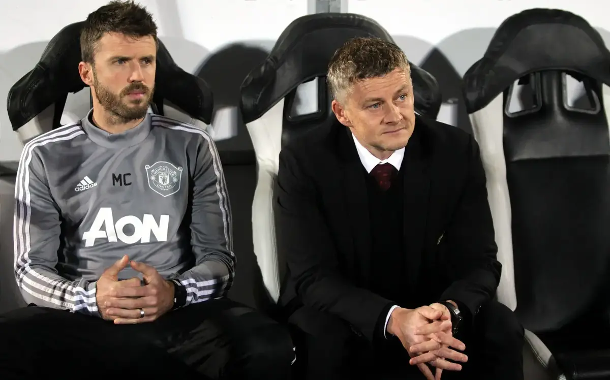 FEATURE: Man United at a Crossroads – Should Carrick Return or Is It Time for Ole’s Redemption?