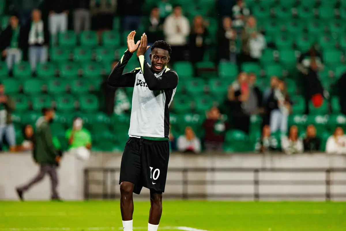 REPORT: Man Utd Have ‘Discussed’ Move For Teenager With £70M Release Clause