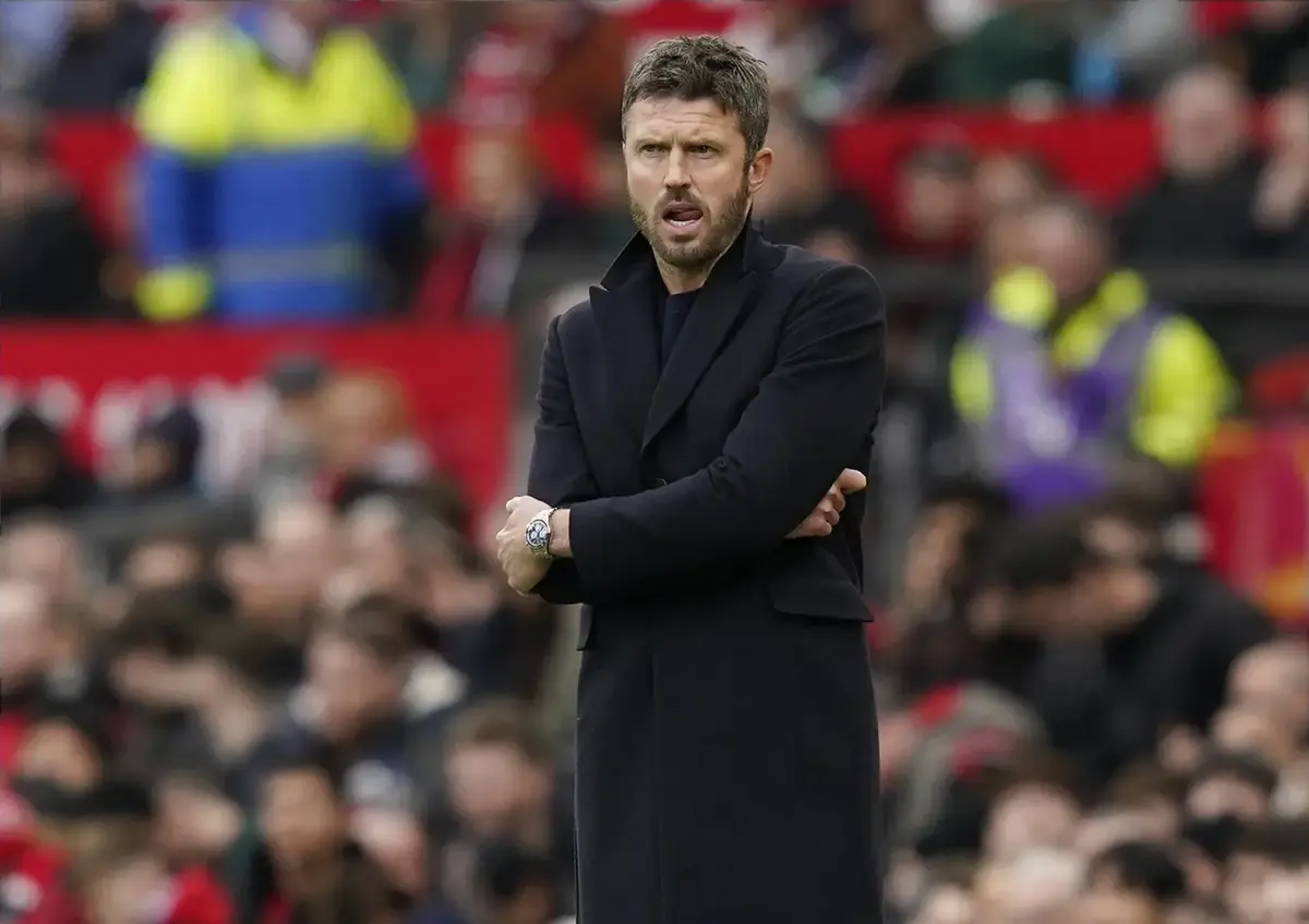 The 3 Midfielders That Man Utd Could Sign Before The Transfer Window Shuts