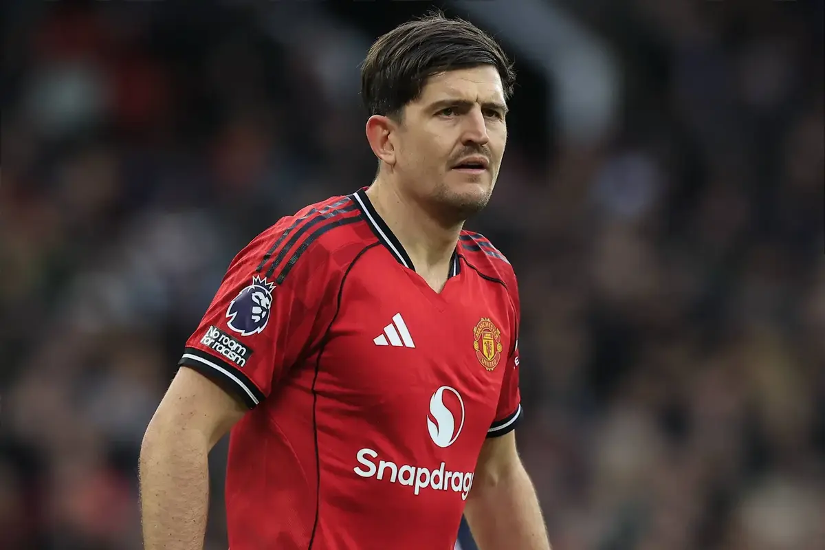 Man Utd Star’s Future Takes Fresh Twist As Report Reveals He Is ‘Willing’ To Take £80K p/w Pay Cut To Stay