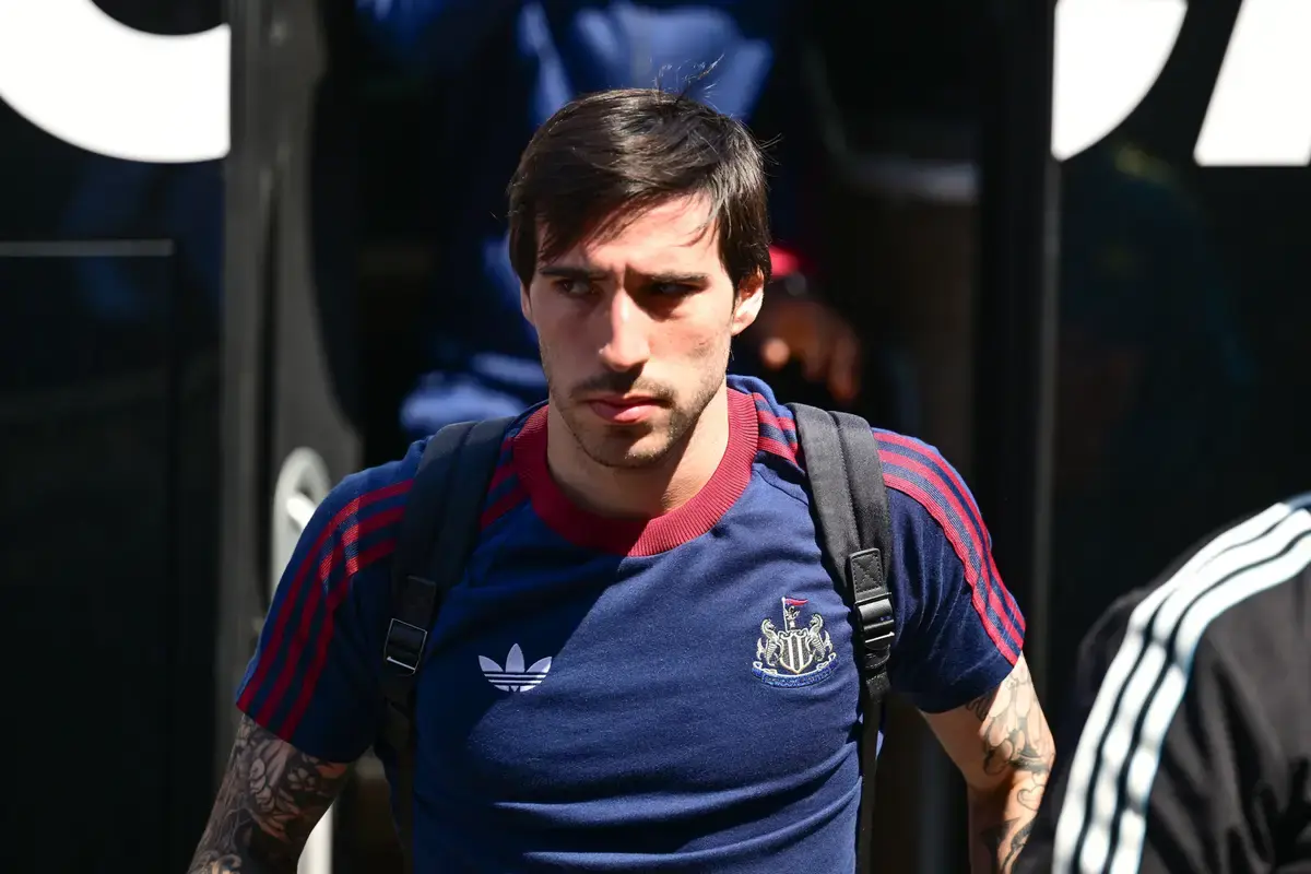 Journalist Says Man Utd Could Secure Huge Double Deal As They Are “Close To Reaching An Agreement With Newcastle”