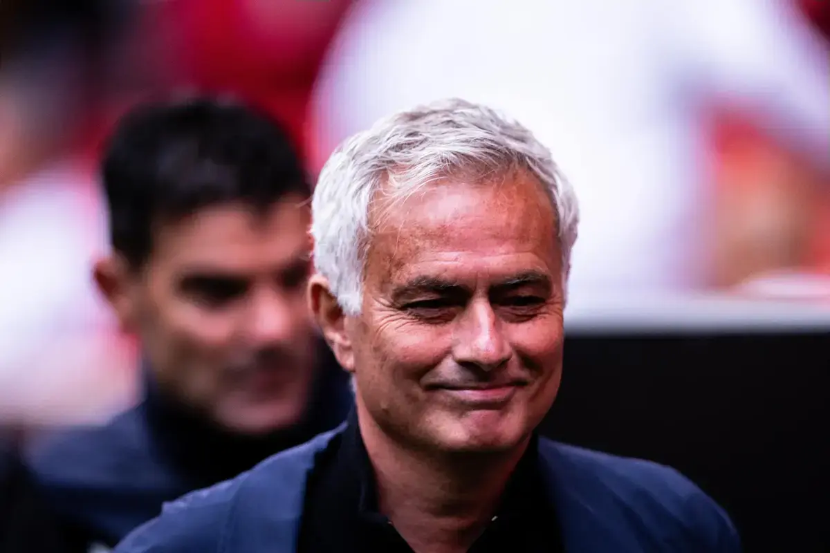Man Utd’s Move For “Very Talented” Midfielder Is In Danger Of Being Hijacked