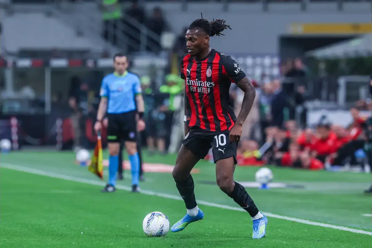 Rafael Leao To Man Utd Transfer Timeline Revealed As Journalist Confirms “First Contacts” With Player