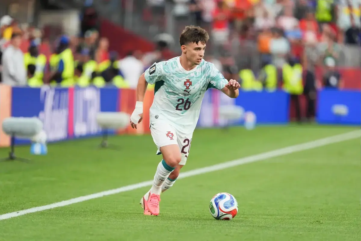 Man Utd And Liverpool Both Make Enquiries For Serie A Ace With Club Looking ‘To Sell Him’ For £34M