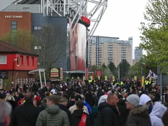 'We Need Summerville, Not This Guy' 'Is He Really That Good?' Fans React As Man Utd Confirm 4th Summer Signing
