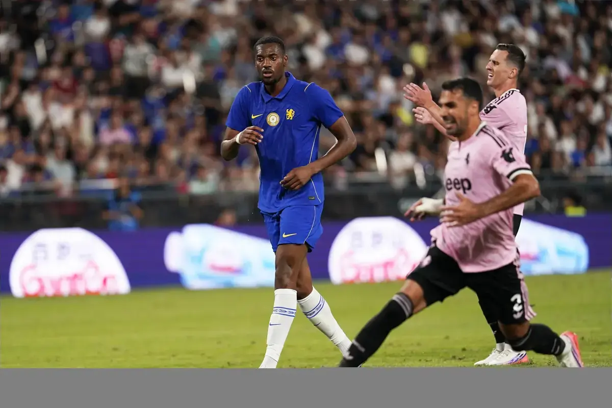 Ben Jacobs Names The Chelsea Player Who Has Been “Directly Offered” To Man Utd