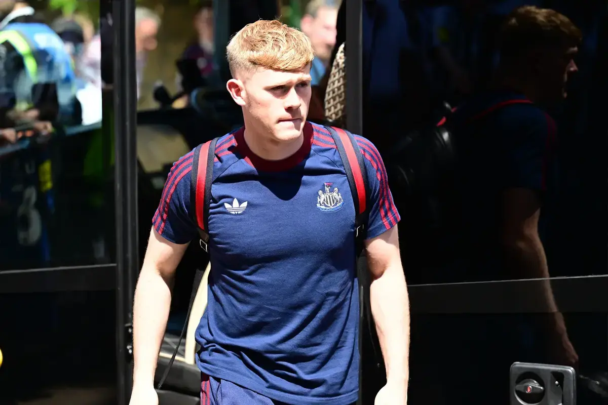 RANKED: The 4 Lewis Hall Alternatives Who Have Been “Offered” To Man Utd