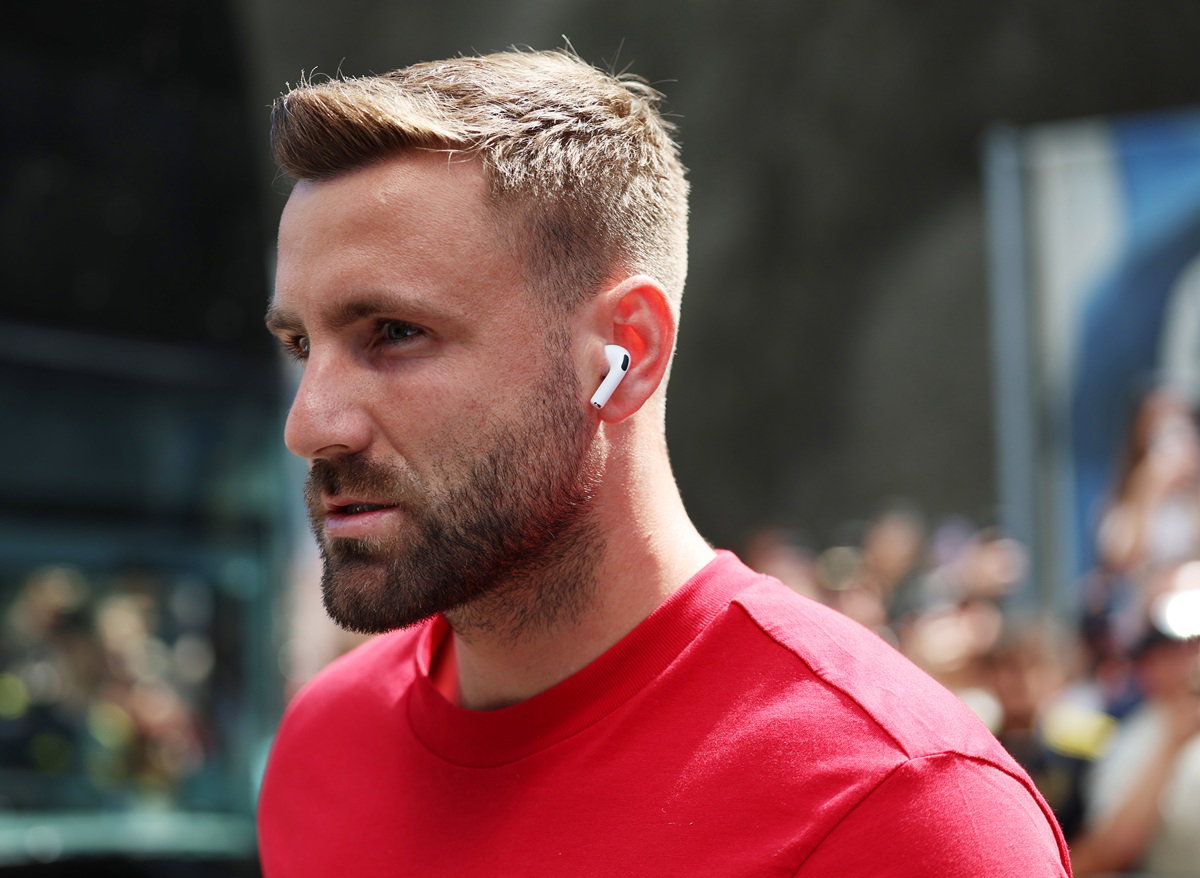 EXCLUSIVE: Alan Smith Pinpoints “Michael Carrick’s Biggest Area Of Concern” Following Man Utd Injury Scare