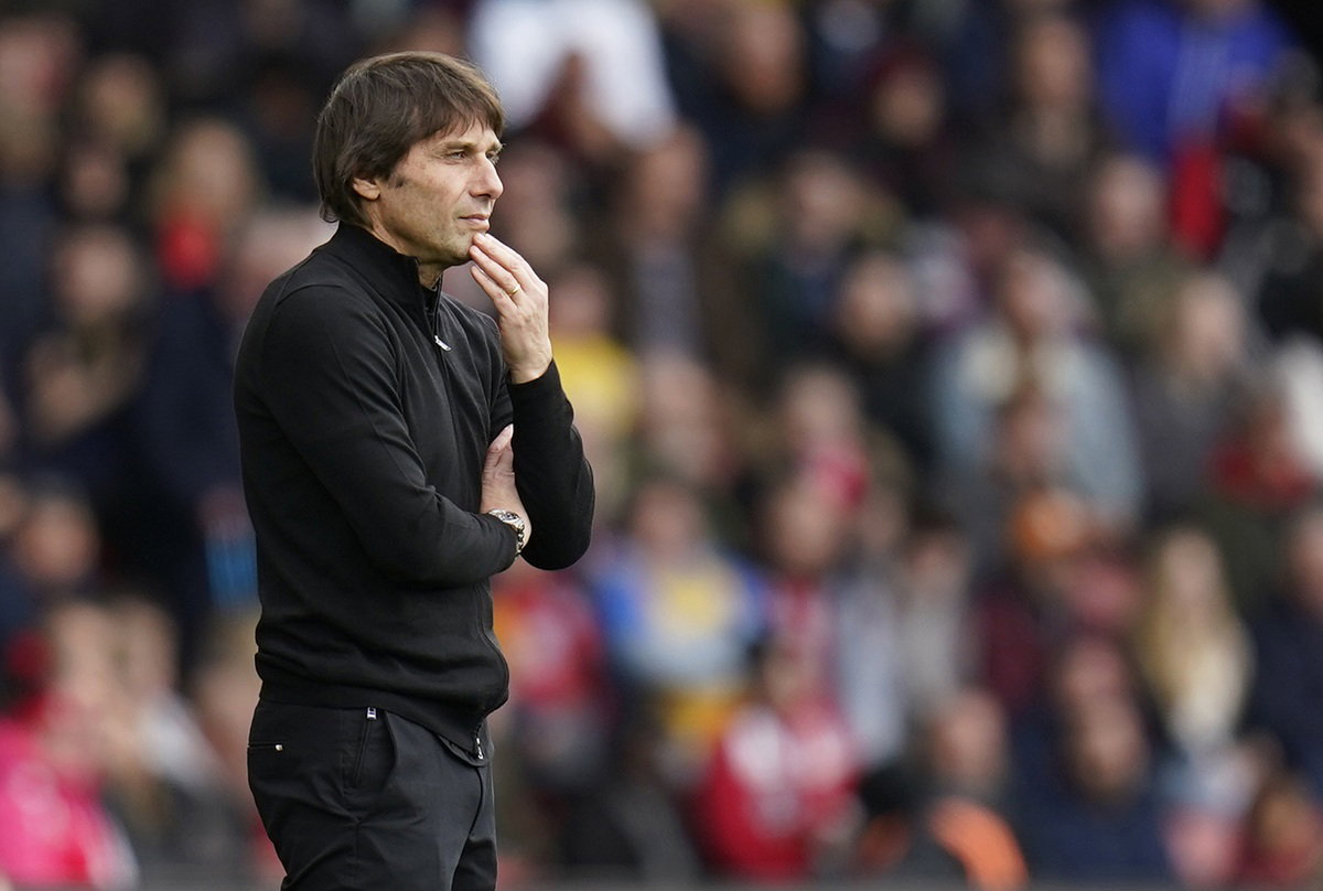 Man United Drama: Who Should Stay and Who Should Go?